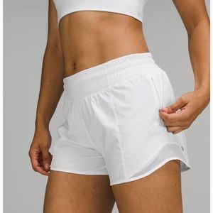Lululemon Hotty Hot Low-Rise Shorts 4”